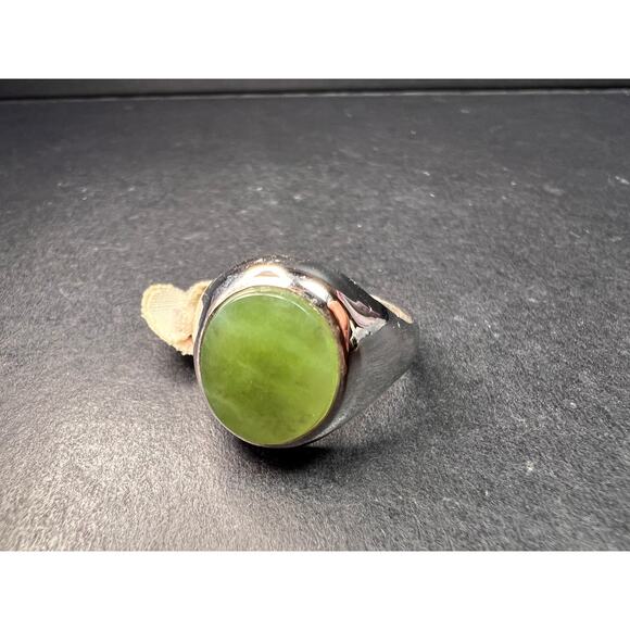 Vintage MCM Sterling Silver Nephrite Jade Ring – Size 10 - Picture 1 of 15